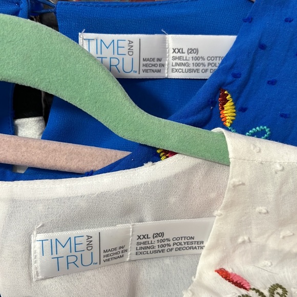 2 Time and Tru dress tops - Picture 3 of 3